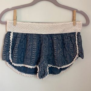 Rip Curl beach shorts crocheted trim and waistband